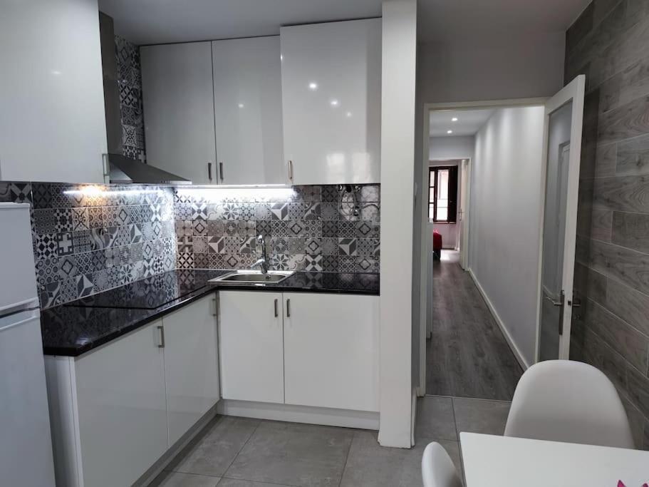 Torre Dos Clerigos Apartment Porto Eksteriør bilde